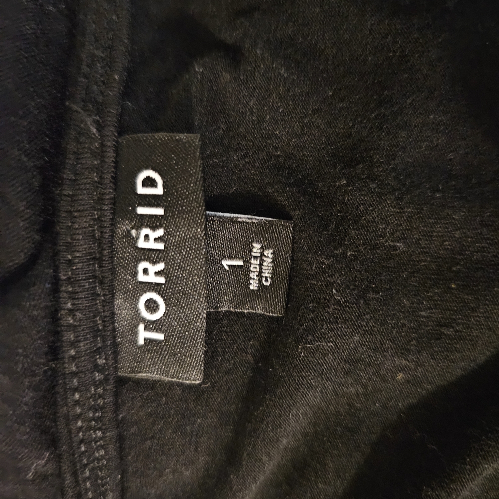 PLUS-Torrid Super Soft Black Short Sleeve Maxi Dress - Picture 4 of 4